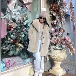 COPY - NWT Gorski Knit Hat with Fox Fur Pompom